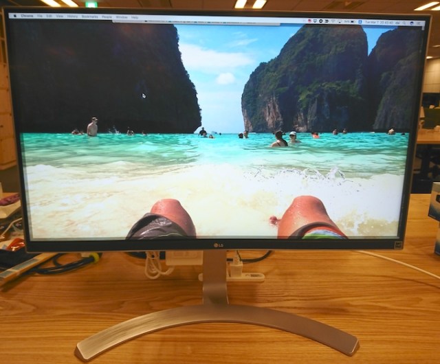 仕事用のモニタをLG 4Kディスプレイ「27UD88-W」にしてみた – 旅と 