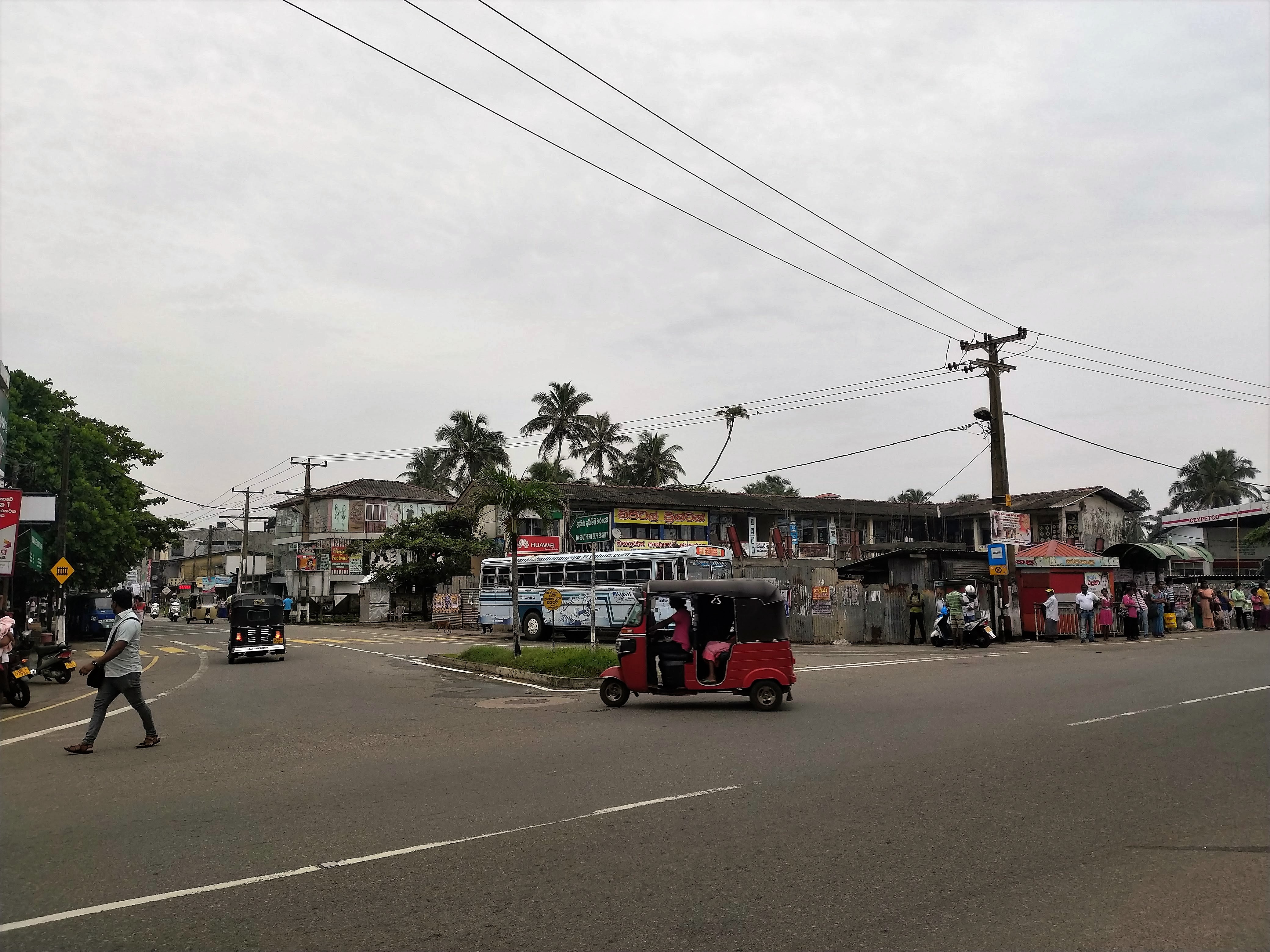 スリランカ ヒッカドゥワ