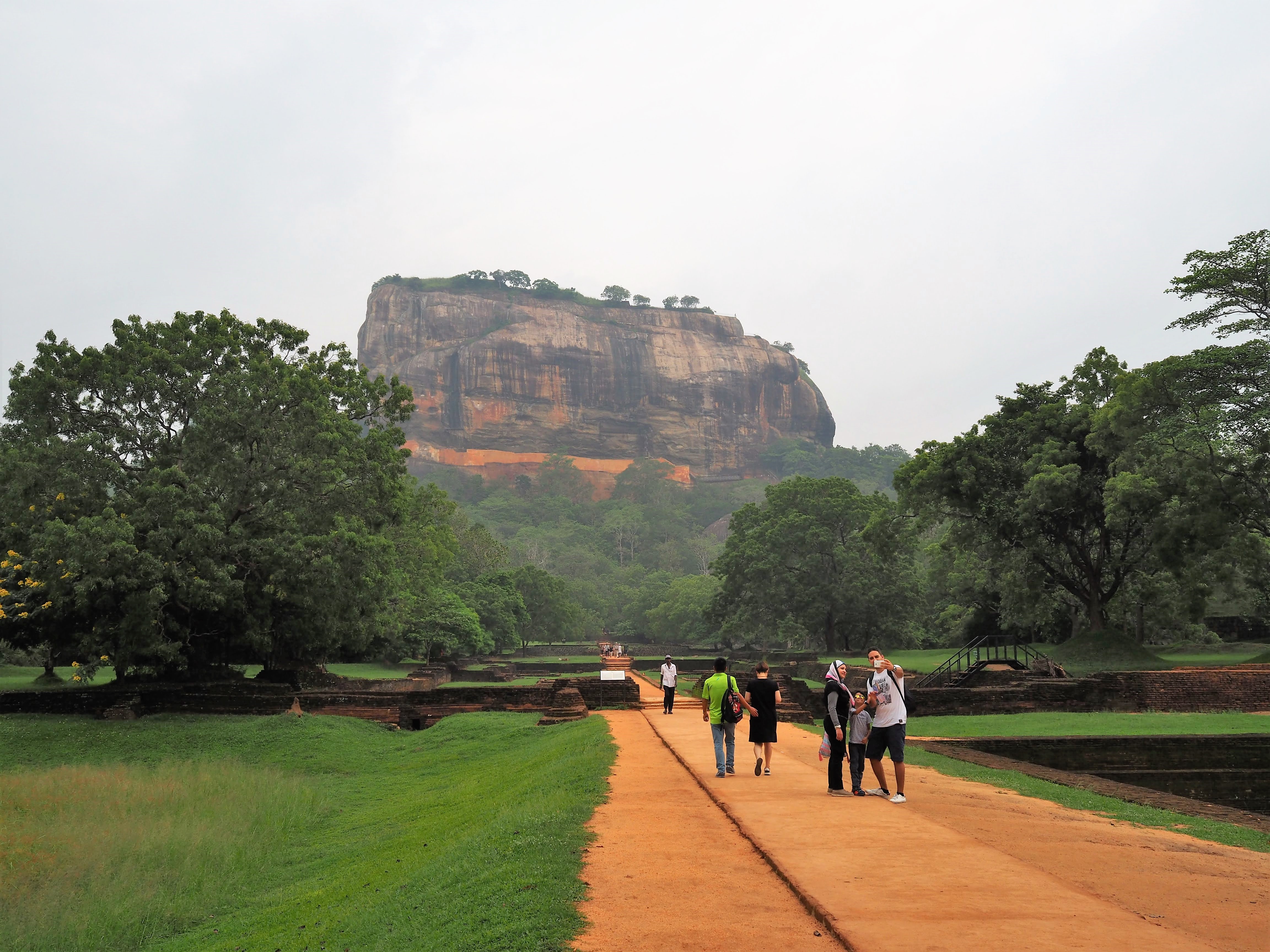 コロンボ・ダンブッラ・シーギリヤ