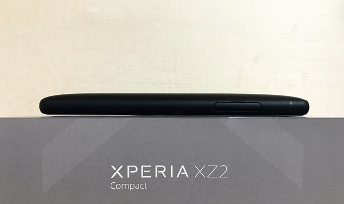 Xperia XZ2 Compact