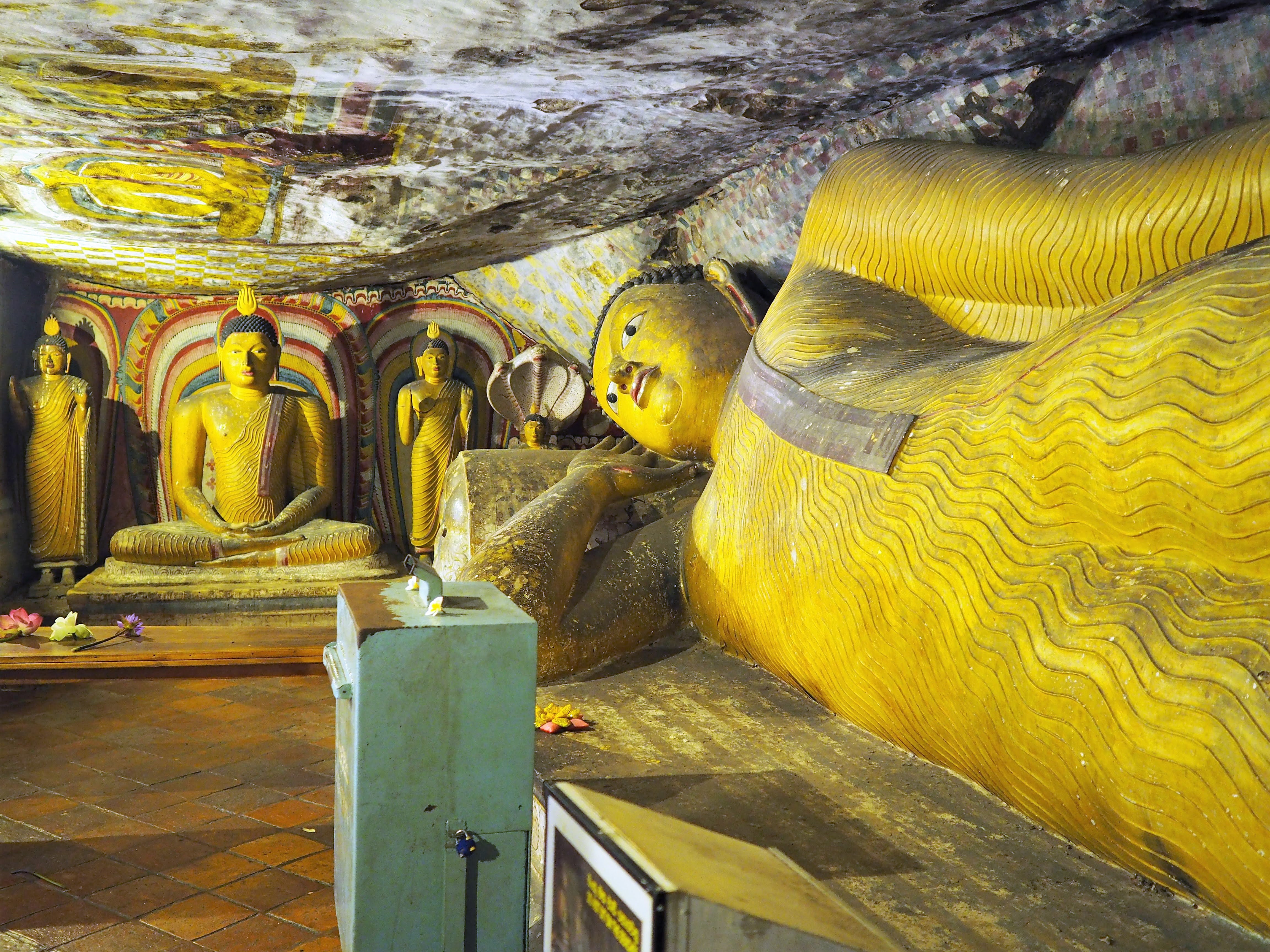 コロンボ・ダンブッラ・シーギリヤ