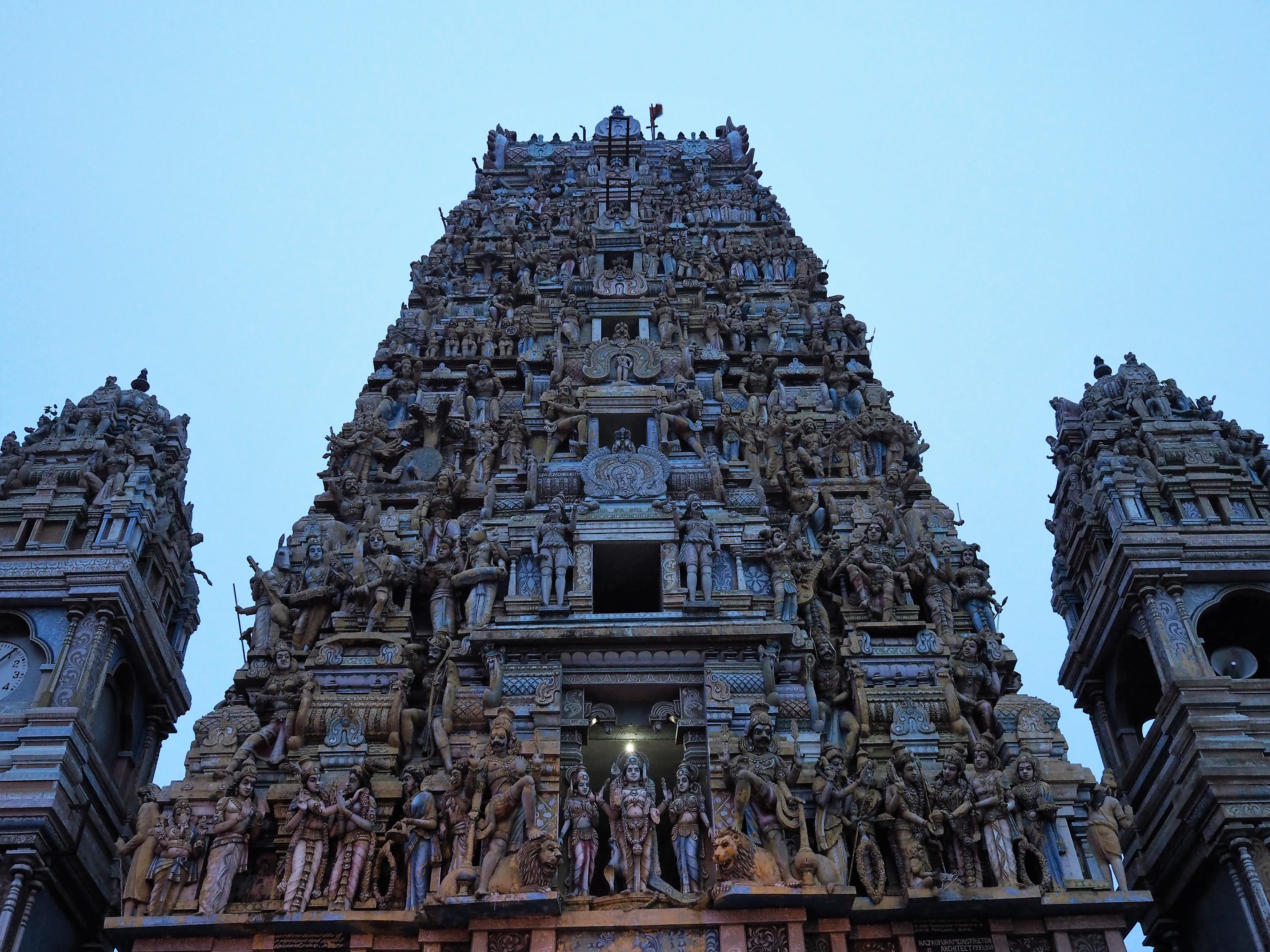 コロンボ・ダンブッラ・シーギリヤ