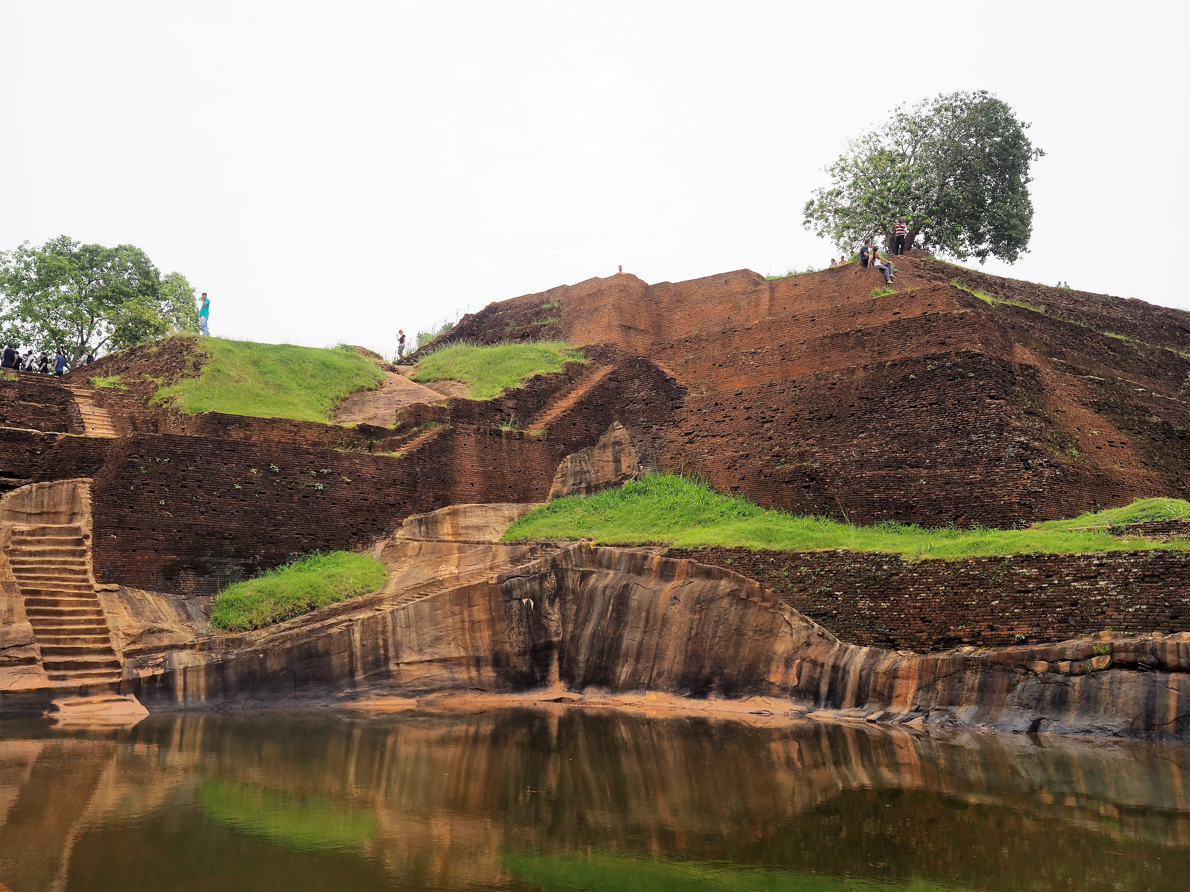 コロンボ・ダンブッラ・シーギリヤ