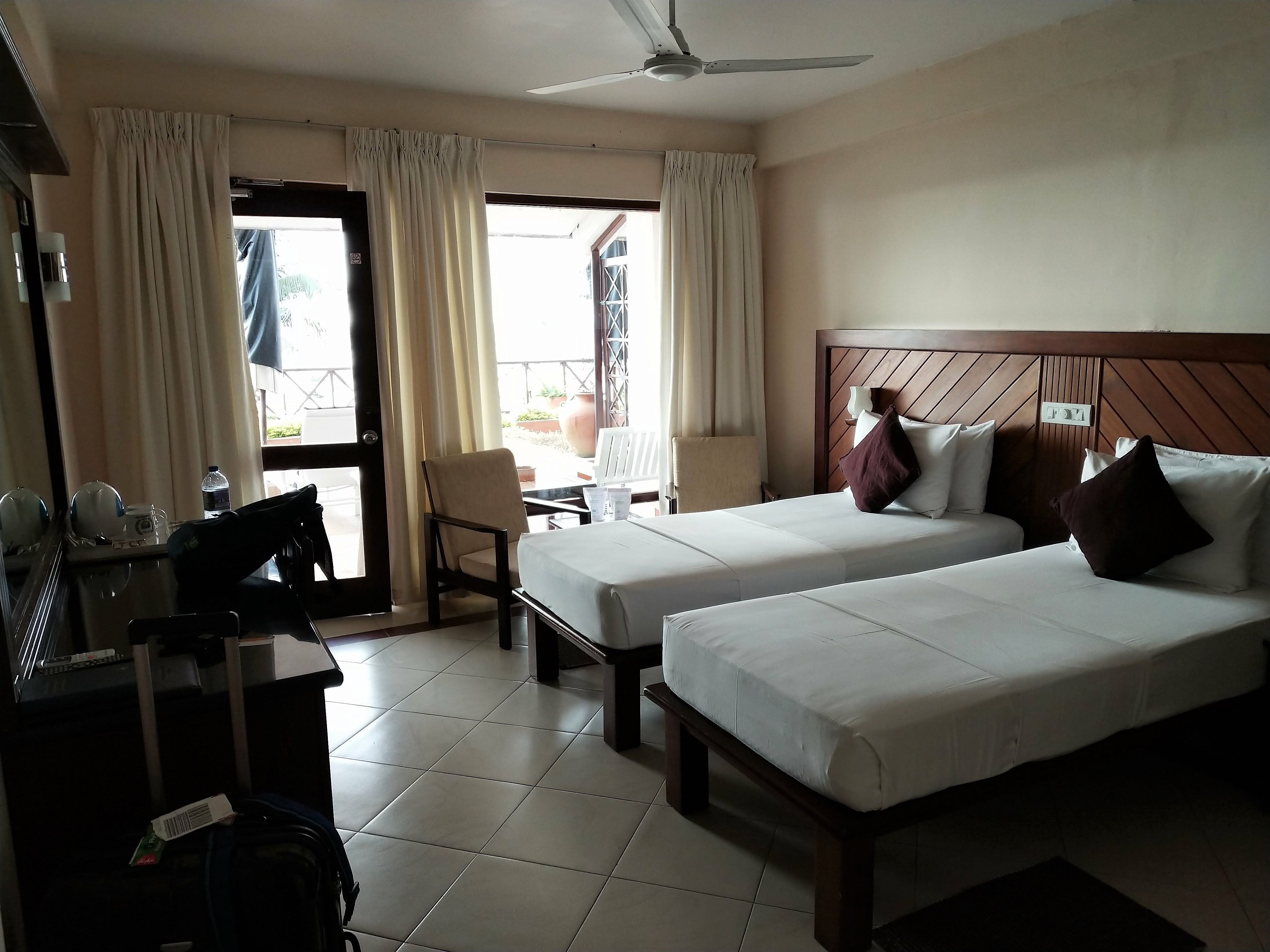 スリランカ ヒッカドゥワ